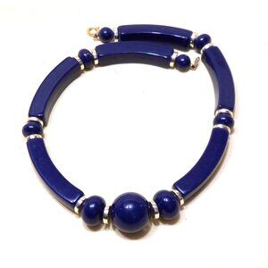 Neat & Tidy ~~~ NECKLACE ~~~ Firm Closure